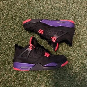 Jordan 4 Raptor (Drake signature version)